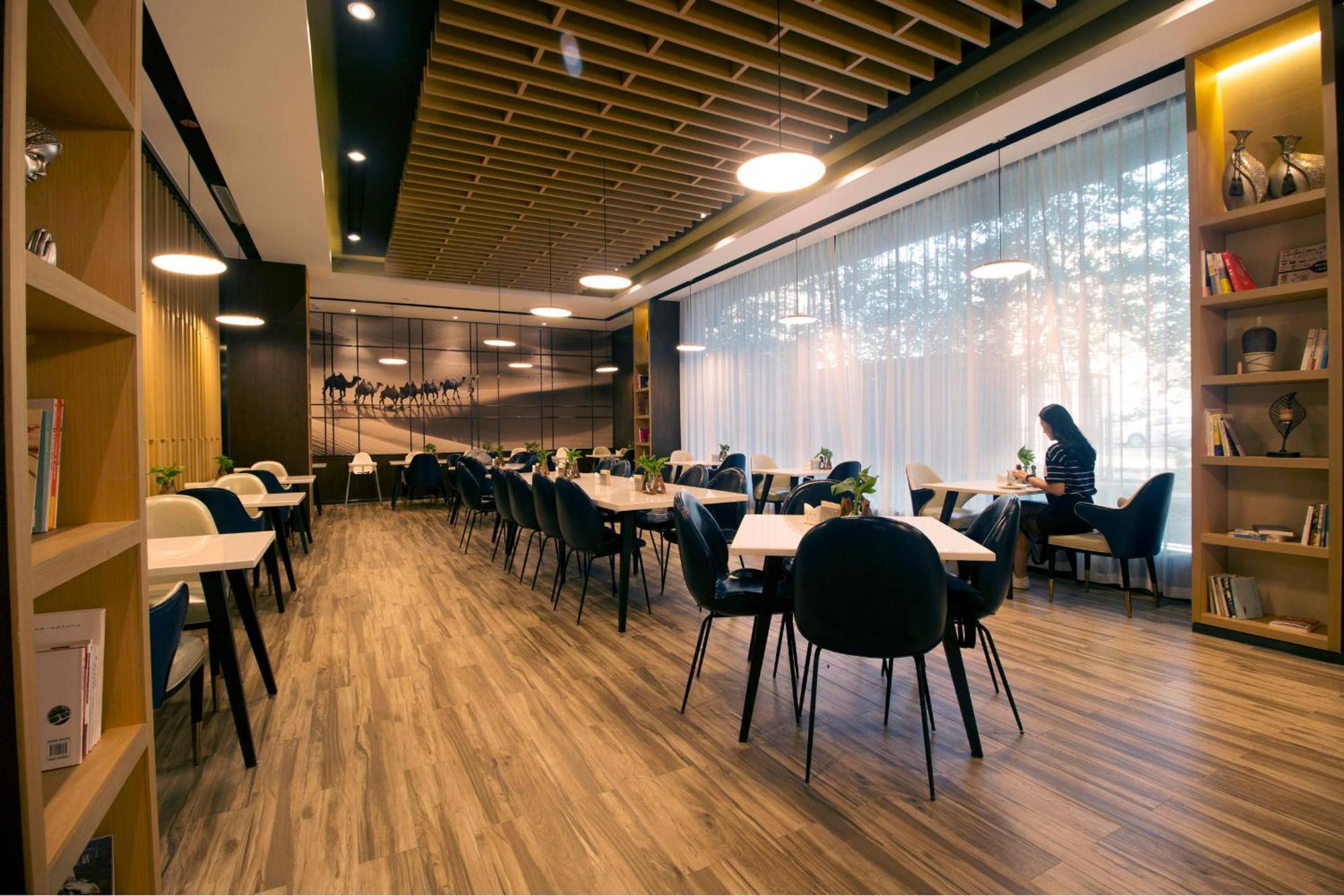 Atour Hotel (Turpan Wenhua West Road) Exterior foto